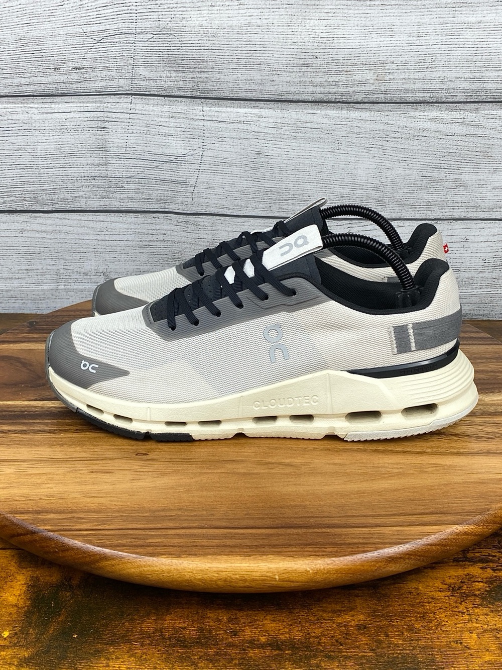 ON Running Cloudnova Form 2 Pearl Black Shoes Men’s Lifestyle Sneaker Size 9